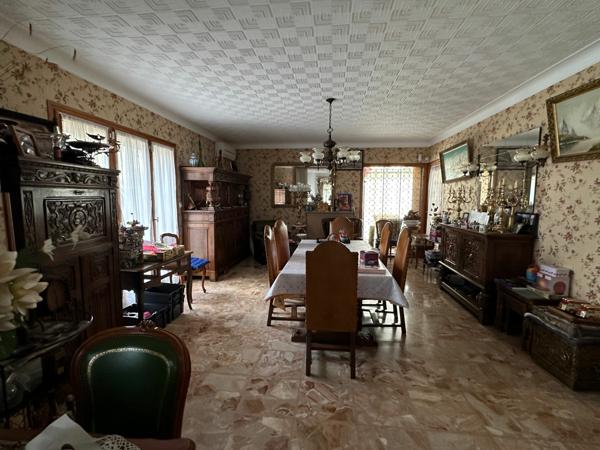 Maison à vendre    6 pièces •  Espira-de-l'Agly