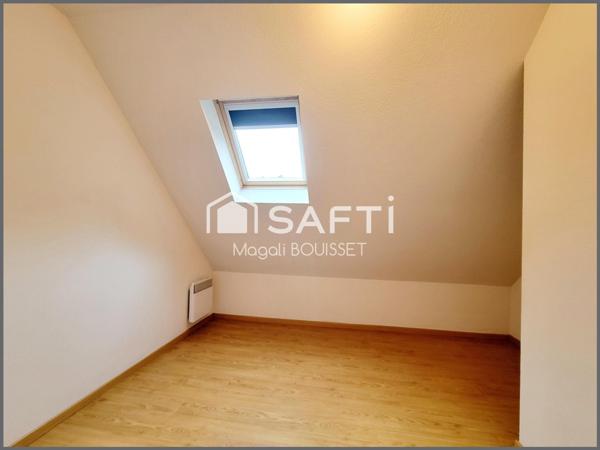 Appartement T3 de 51m² trois balcons et vue sur le Pic D'Aran, deux chambres et salles d'eau et bain, un local à ski et vélo, place de parking.