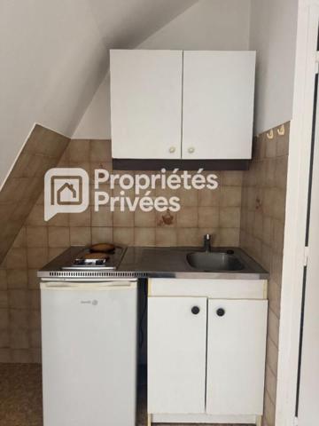 EXCLUSIVITE A VENDRE Appartement Tours centre STUDIO 16.13 m2 cour/terrasse 20.34 M² Hors Carrez