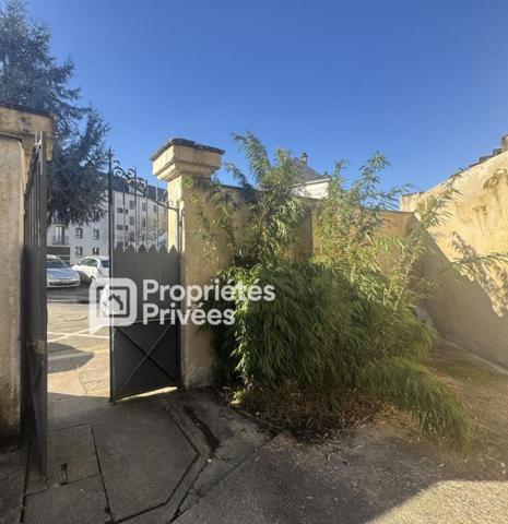EXCLUSIVITE A VENDRE Appartement Tours centre STUDIO 16.13 m2 cour/terrasse 20.34 M² Hors Carrez