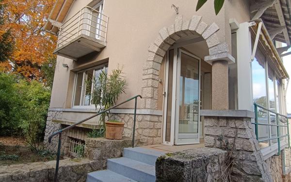 Maison à vendre    4 pièces •  Saint-Pierre-lès-Nemours