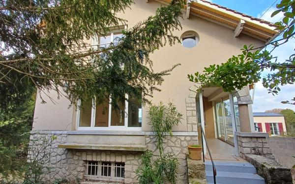 Maison à vendre    4 pièces •  Saint-Pierre-lès-Nemours