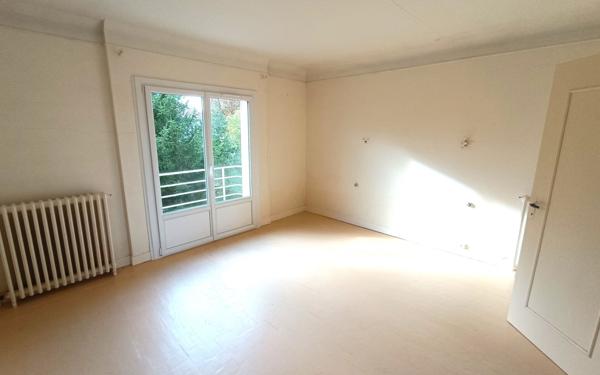 Maison à vendre    4 pièces •  Saint-Pierre-lès-Nemours