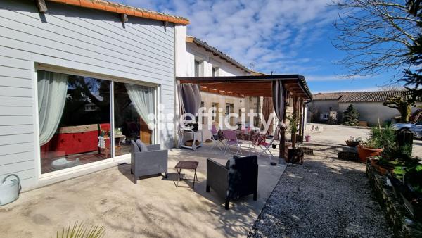 Maison 8 pièces - 235 m²