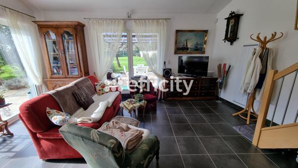 Maison 8 pièces - 235 m²