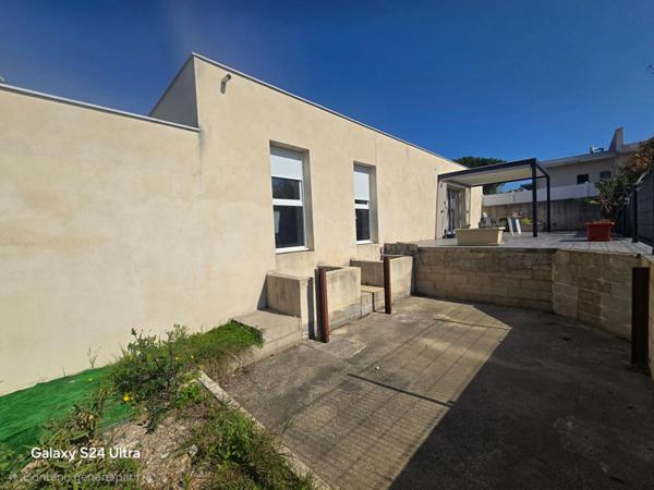 Villa de plain pied T5  de 84 m² + souplex habitable de 84 m² ; soit 168 m² sur 234 m² de terrain
