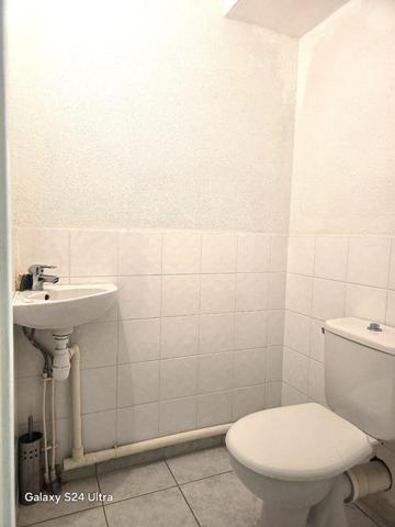 Villa de plain pied T5  de 84 m² + souplex habitable de 84 m² ; soit 168 m² sur 234 m² de terrain