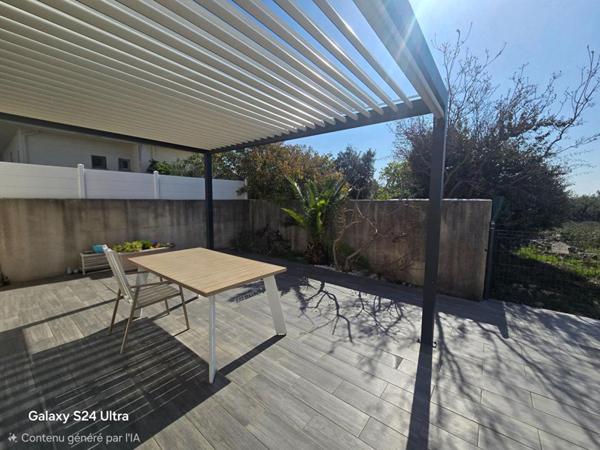 Villa de plain pied T5  de 84 m² + souplex habitable de 84 m² ; soit 168 m² sur 234 m² de terrain