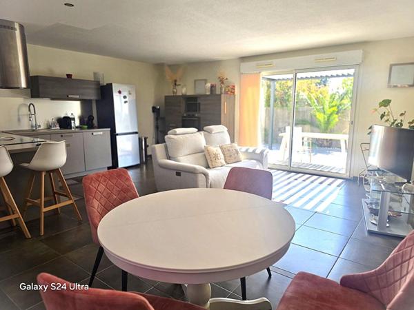 Villa de plain pied T5  de 84 m² + souplex habitable de 84 m² ; soit 168 m² sur 234 m² de terrain