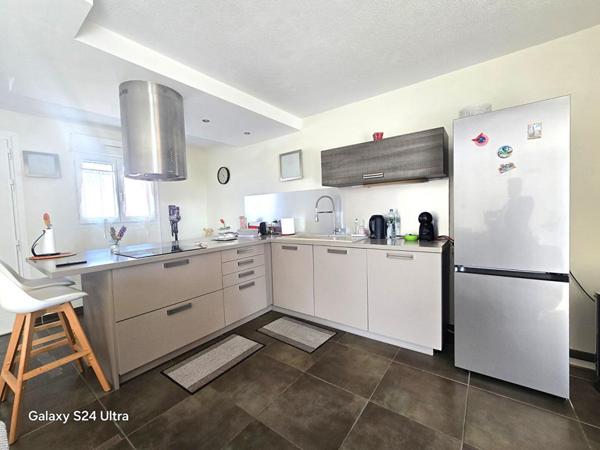 Villa de plain pied T5  de 84 m² + souplex habitable de 84 m² ; soit 168 m² sur 234 m² de terrain