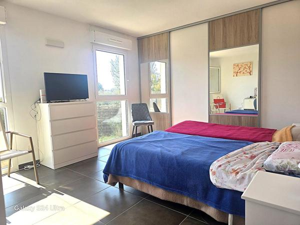 Villa de plain pied T5  de 84 m² + souplex habitable de 84 m² ; soit 168 m² sur 234 m² de terrain