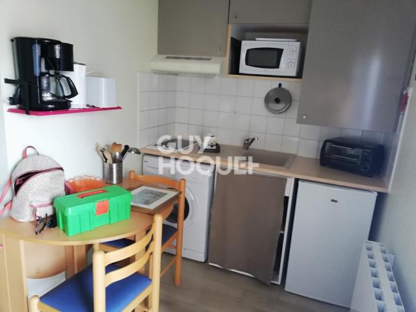 STUDIO 20 m² – VUE SUR LE PORT – ROCHEFORT