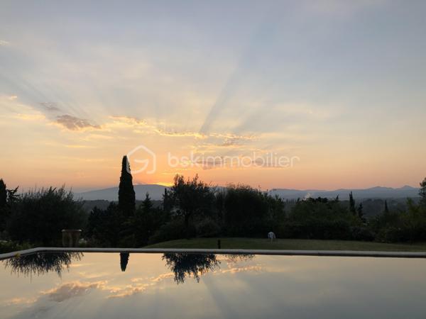 Maison de village de 196 m²