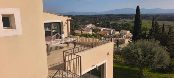 Maison de village de 196 m²