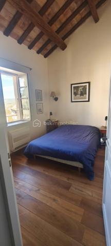 Maison de village de 196 m²