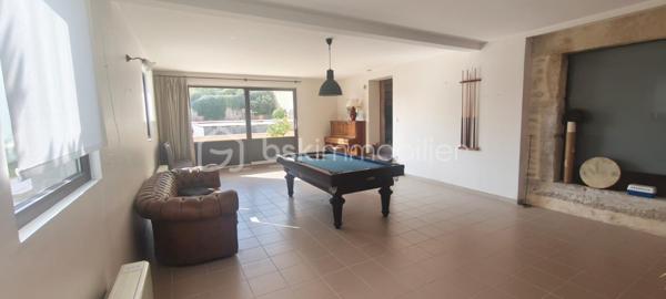 Maison de village de 196 m²