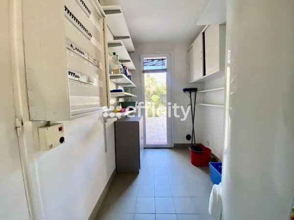 Maison 4 pièces - 100 m² Exclusivité efficity