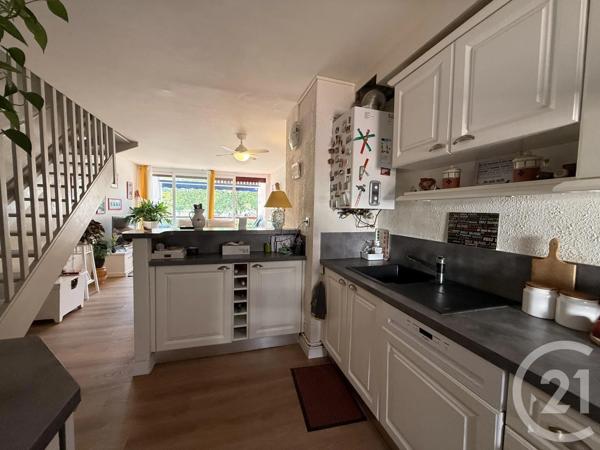 Appartement F4 à vendre  4 pièces - 73,89 m 2   ST JEAN DE LUZ  - 64