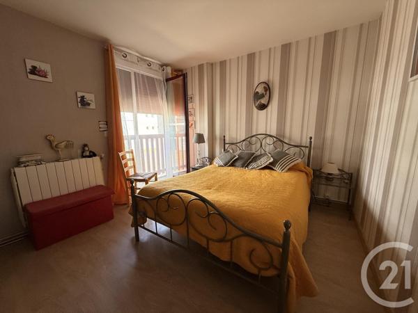 Appartement F4 à vendre  4 pièces - 73,89 m 2   ST JEAN DE LUZ  - 64