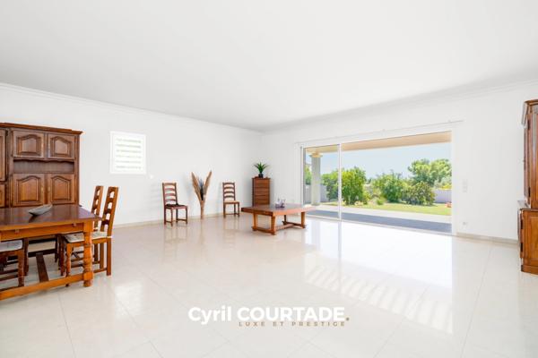 Villeneuve-Lès-Maguelone – Maison avec vue Exceptionnelle de 200 M² – Terrain 1 935 M² – Sous-Sol 110 M²