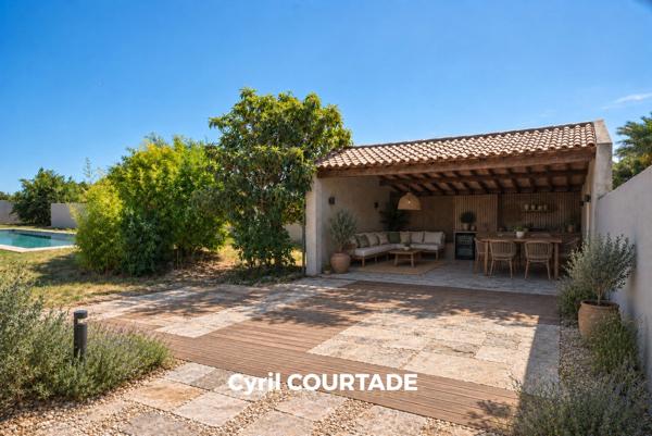Villeneuve-Lès-Maguelone – Maison avec vue Exceptionnelle de 200 M² – Terrain 1 935 M² – Sous-Sol 110 M²