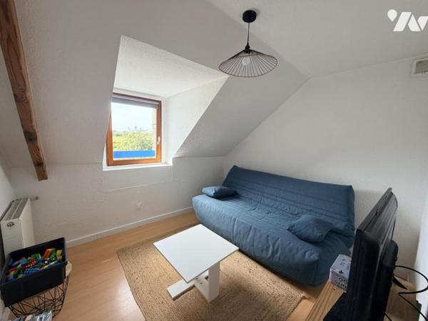 Maison d'habitation T.5 construite sur 3 niveaux