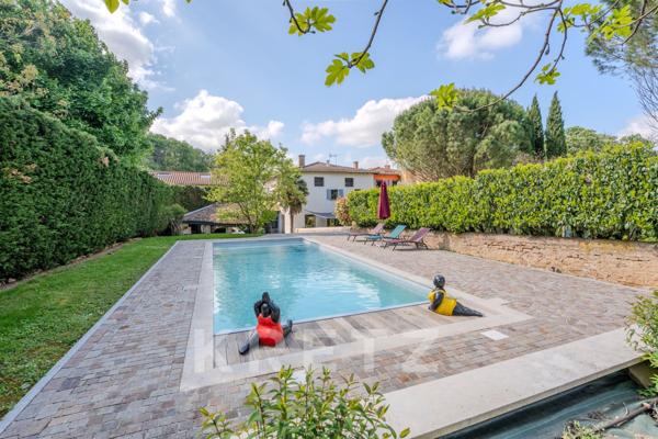 Élégance, volumes et rénovation haut de gamme