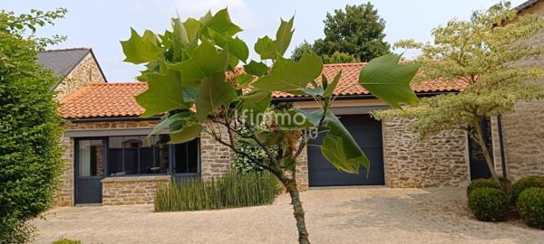 Manoir d'exception centre bourg Treillières