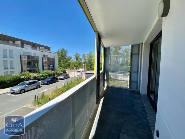 Appartement à louer 2 pièces 55.99m²