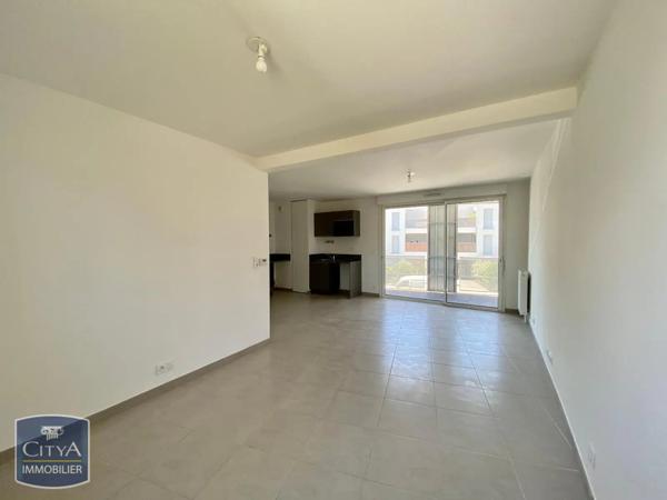 Appartement à louer 2 pièces 55.99m²