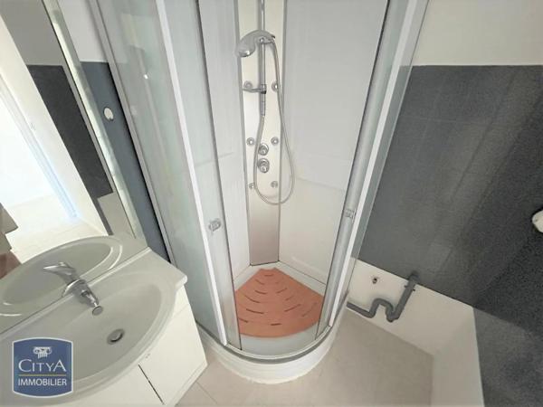 Appartement à louer 1 pièce 24.04m² Clermont-Ferrand (63000)