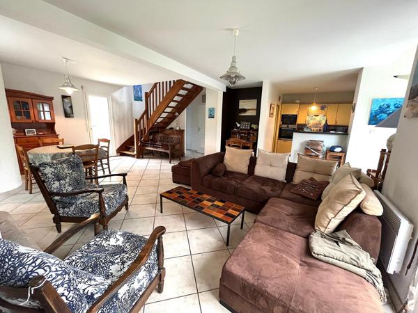 Maison à LARMOR-BADEN, 56870 - 5 pièces 107m²