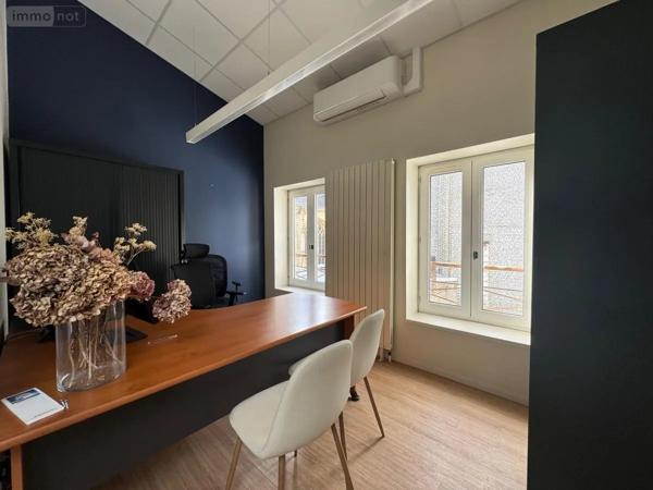Location - Fonds et/ou murs commerciaux Lille 59000 110 m 2