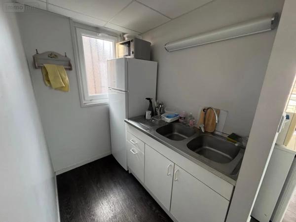 Location - Fonds et/ou murs commerciaux Lille 59000 110 m 2
