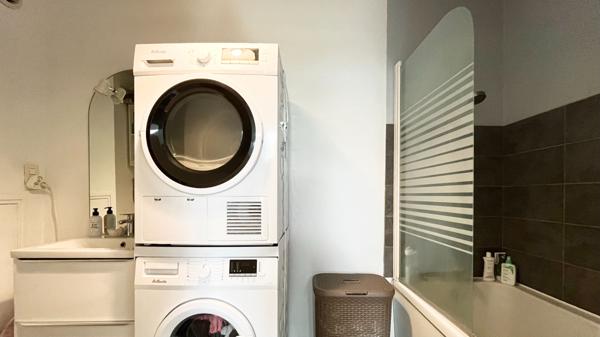 Appartement EPINAL - 2 pièces - 42 m2 - PARKING - ASCENSEUR