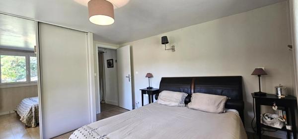 HOSSEGOR(40) - VASTE VILLA AVEC PISCINE - PROCHE DE LA FORET - CALME ABSOLU