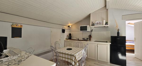 HOSSEGOR(40) - VASTE VILLA AVEC PISCINE - PROCHE DE LA FORET - CALME ABSOLU
