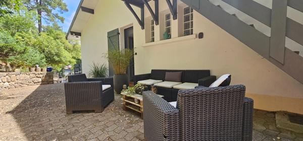 HOSSEGOR(40) - VASTE VILLA AVEC PISCINE - PROCHE DE LA FORET - CALME ABSOLU