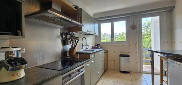 HOSSEGOR(40) - VASTE VILLA AVEC PISCINE - PROCHE DE LA FORET - CALME ABSOLU