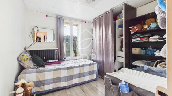 Drancy (93700) Fort potentiel en plein centre-ville – Maison avec terrain et dépendance