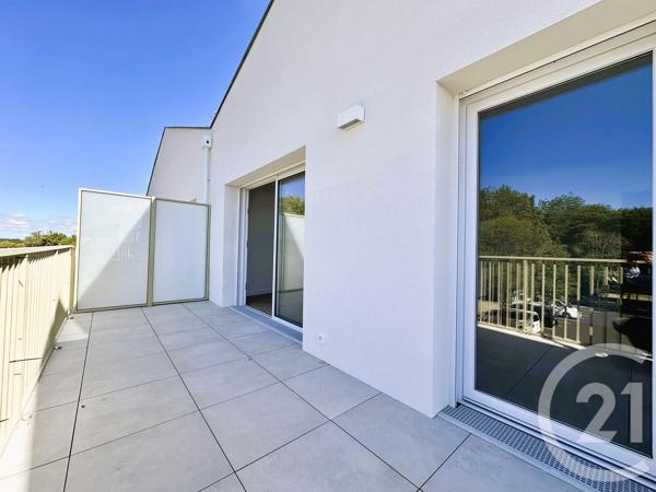 Appartement F3 à vendre  3 pièces - 59,90 m 2   LE FENOUILLER  - 85