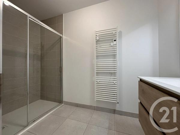 Appartement F3 à vendre  3 pièces - 59,90 m 2   LE FENOUILLER  - 85