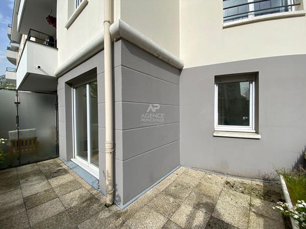Appartement Cergy 1 pièce(s) 23.87 m2 Loyer 700 €/mois charges comprises **  - Référence  MG11261