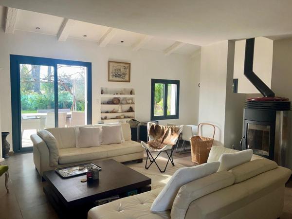 Maison à vendre 7 pièces SANARY SUR MER (83)