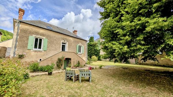 La Flèche (72200) MAISON DE MAITRE AVEC TERRAIN CONSTRUCTIBLE