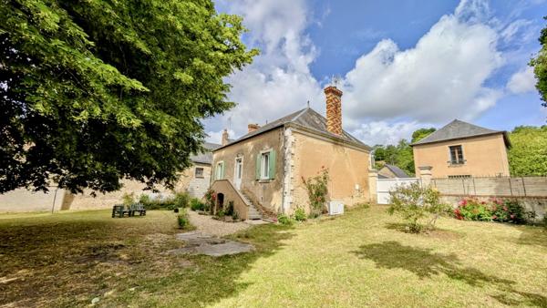 La Flèche (72200) MAISON DE MAITRE AVEC TERRAIN CONSTRUCTIBLE
