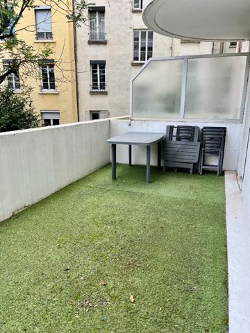 Villeurbanne, Métro République - Appartement 2 pièces 28 m²