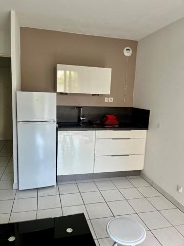 Villeurbanne, Métro République - Appartement 2 pièces 28 m²