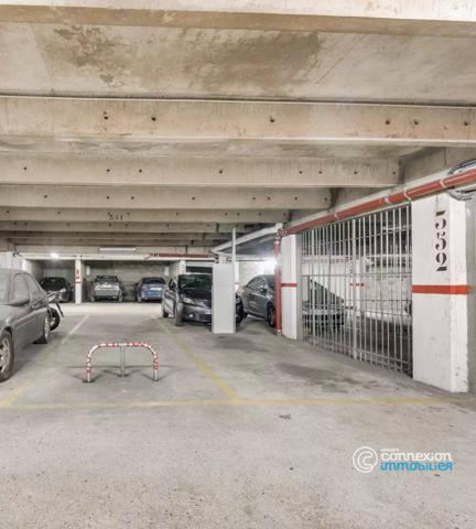 EMPLACEMENT DE PARKING