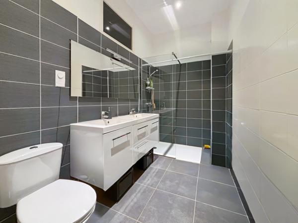 Superbe Appartement Haussmannien Rénové en Plein Cœur de Tarbes